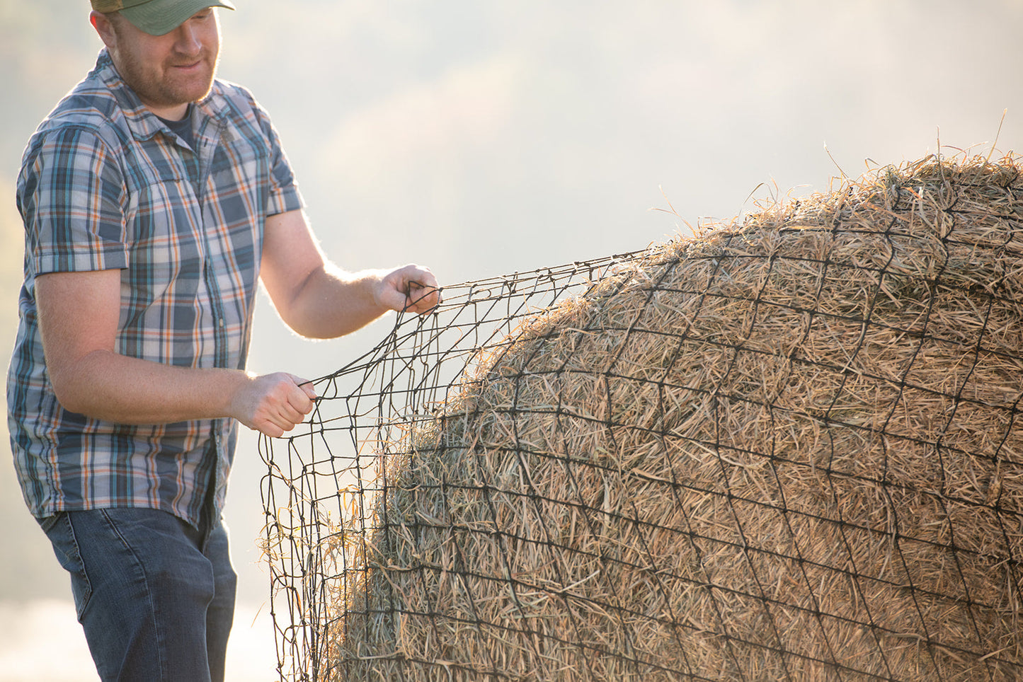 Livestock Round Bale Hay Net - 3" Holes