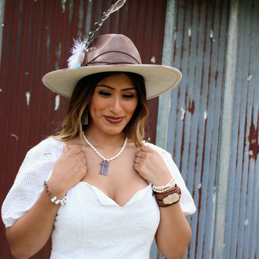 Freshwater Pearl Collar Necklace w/ Copper Cross Pendant 259z