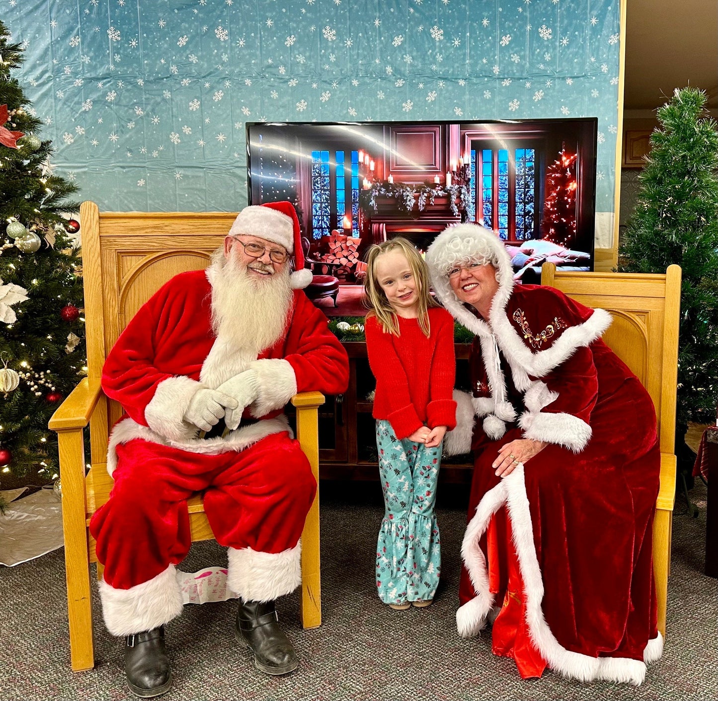 Girls' Christmas Bell Bottom Set: Red Bow Top & Reindeer Flare Pants