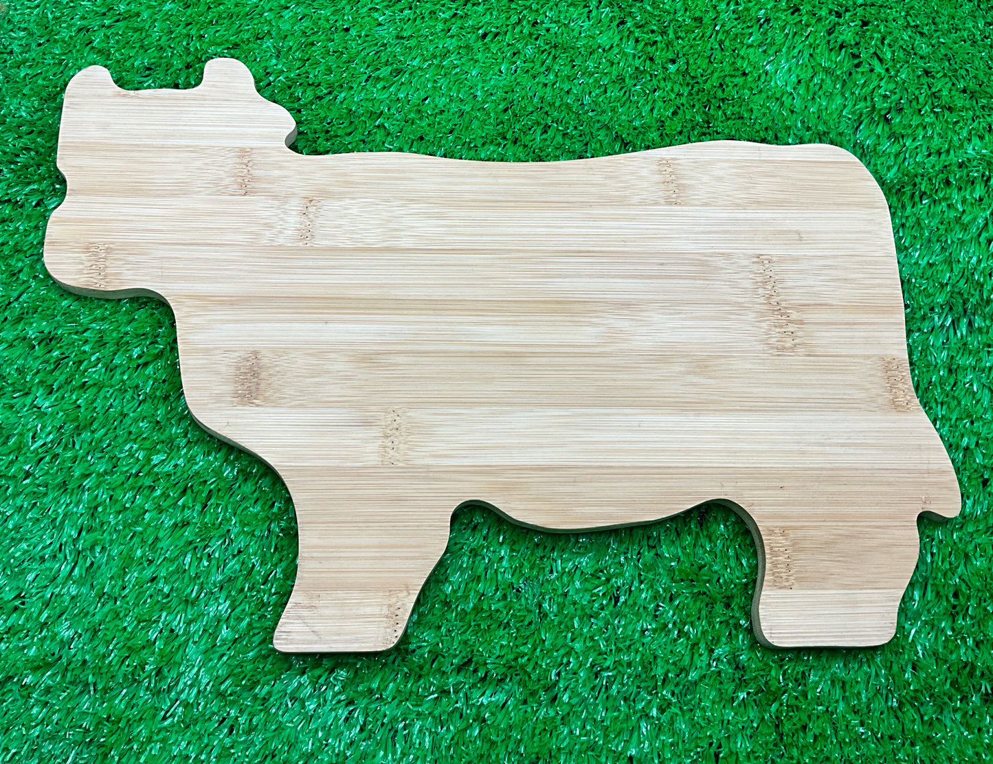 BAMBOO COW CUTTING BOARD