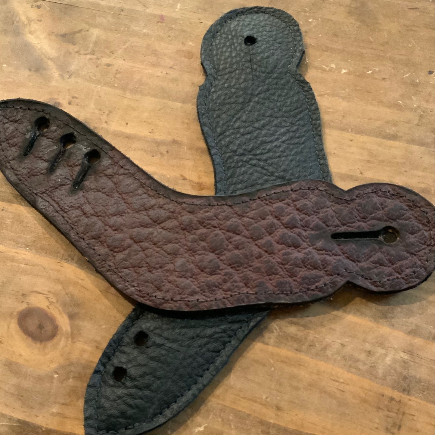 Exotic Lined Ladies Dovewing Spur Straps