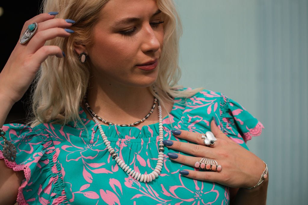 Pink Conch Graduated Necklace - 23 inch