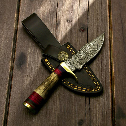 Handmade Damascus Hunting Knife with Antler Horn Handle