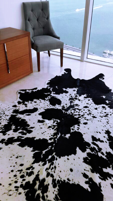 Salt and Pepper Black Brazilian Cowhide Rug: XXL