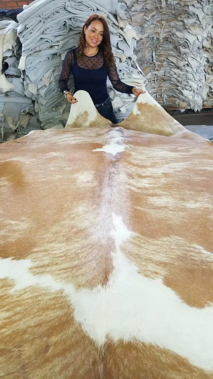Palomino and White Brazilian Cowhide Rug: XXL