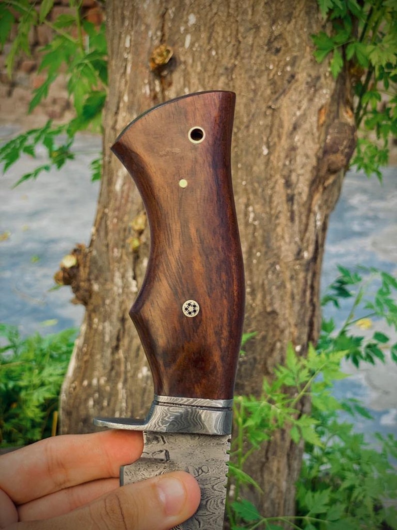 The Hunter's Favorite: 10-Inch Hunting Knife with Damascus Steel Blade, Rosewood Handle, and Damascus Guard