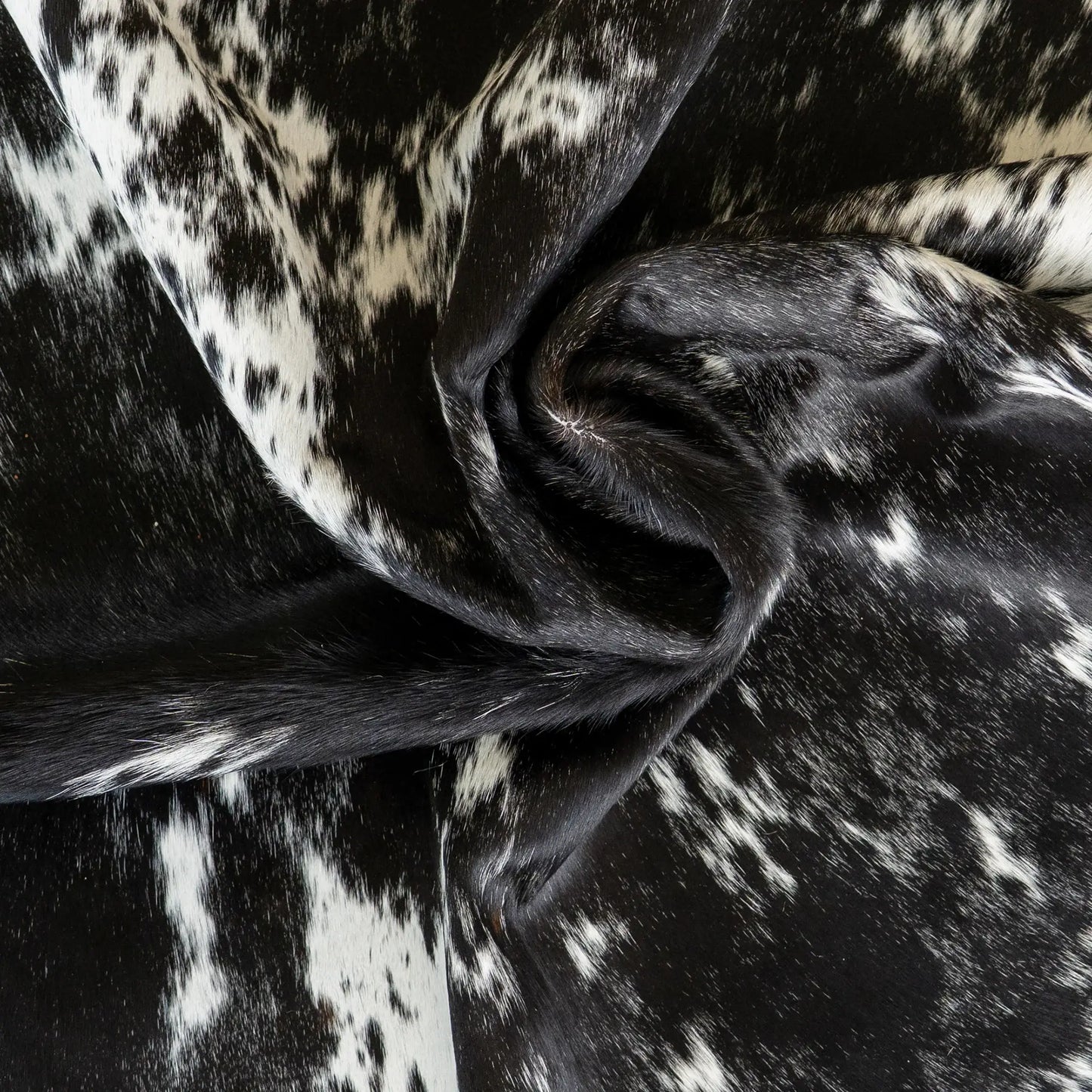 Black Salt and Pepper Cowhide Rug