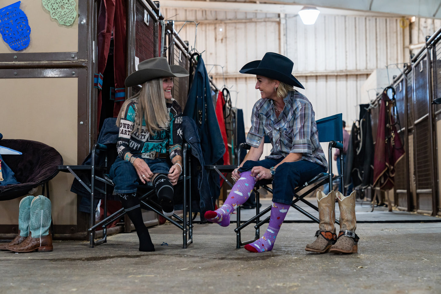 Retro Lucky Chuck Black/White Performance Boot Socks