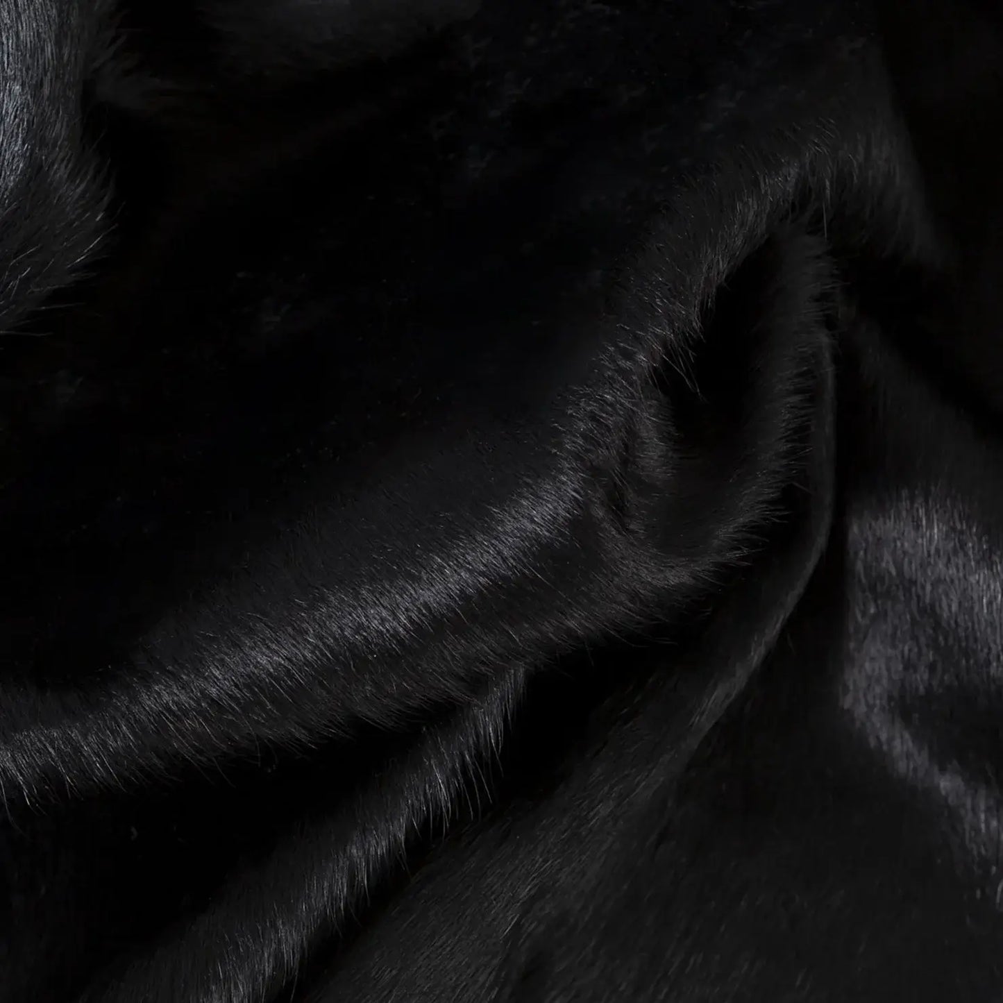 Black Brazilian Cowhide Rug: XL