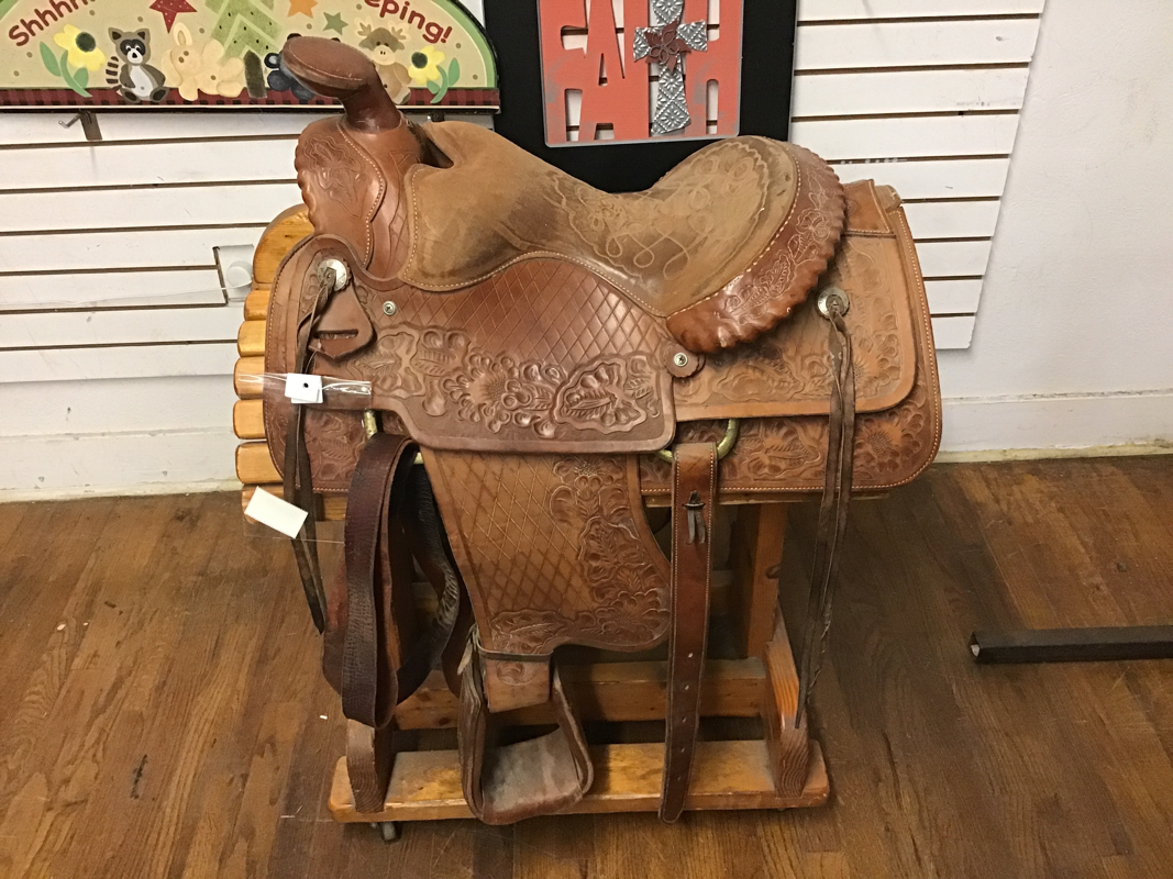 15 IN USED JUMBO SADDLE CT3759-1