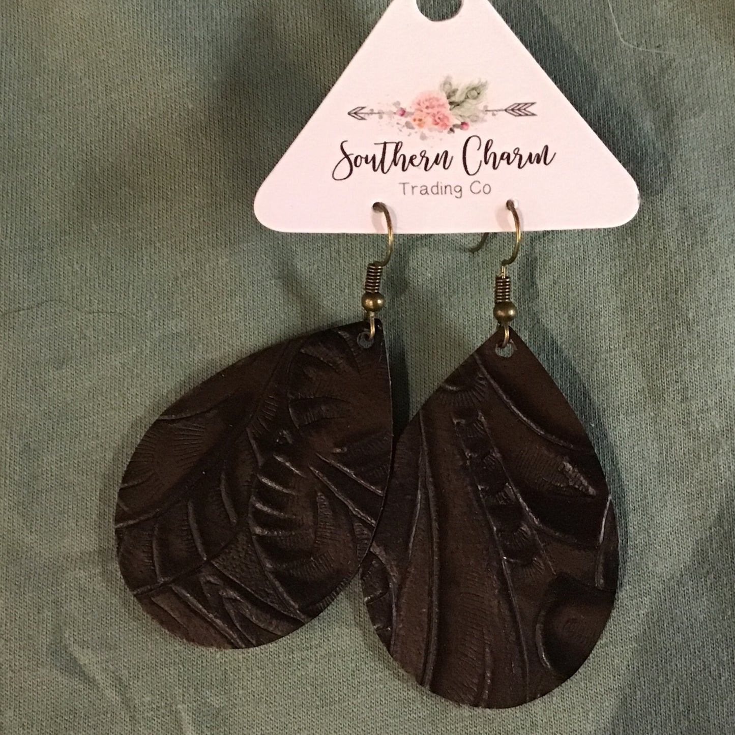 FLORAL LEATHER EARRINGS