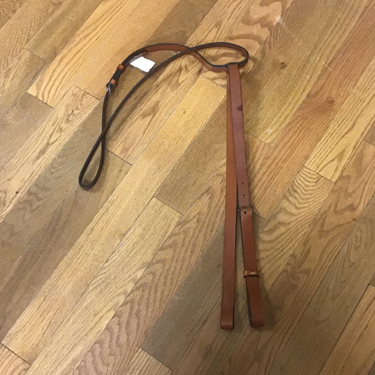 STANDING MARTINGALE